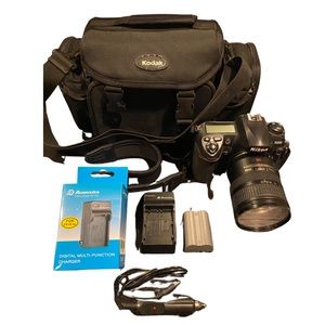 Nikon D200 Camera Bundle